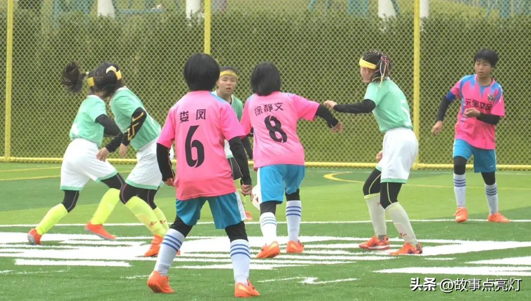 一个胖子教足球，80个女孩走出了大山