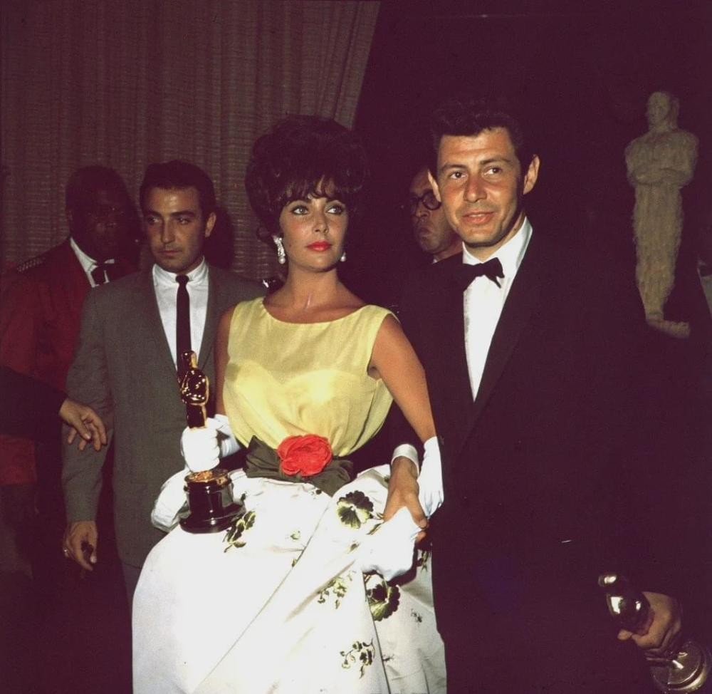 伊丽莎白泰勒从年轻到老的变化,伊丽莎白泰勒美貌