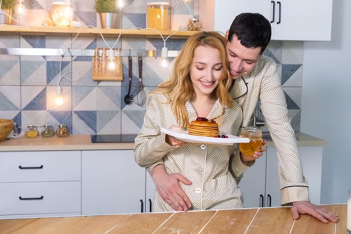 早饭应该吃什么早餐最有营养,不吃早餐的危害及饮食多样的好处
