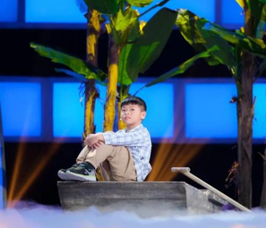 5岁男孩照顾瘫痪爸爸如今怎样了,爸爸3年前成植物人