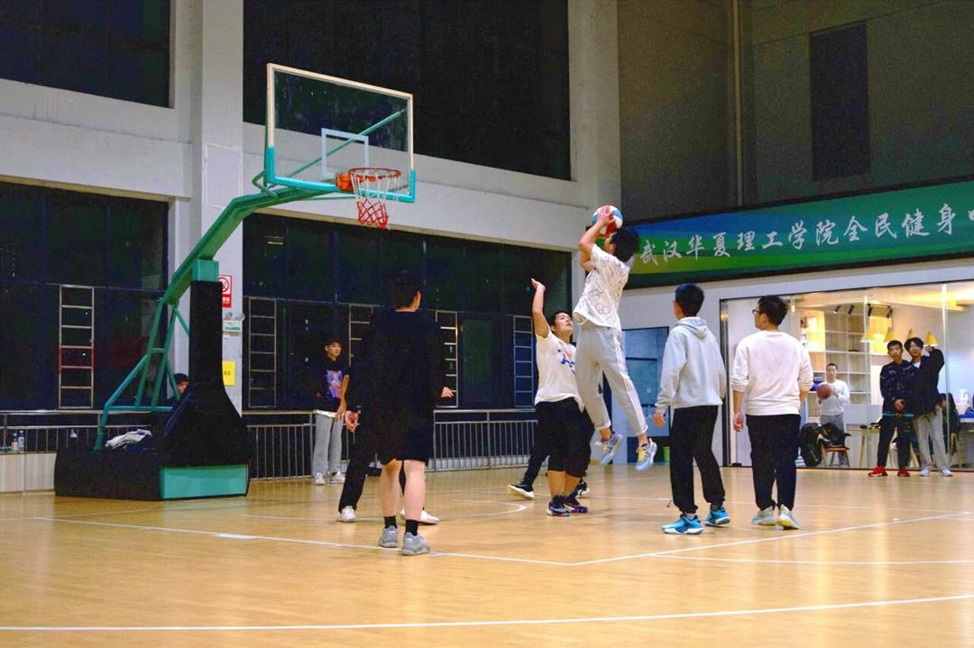 为什么华夏理工学院学费这么贵,为什么选择帝国理工