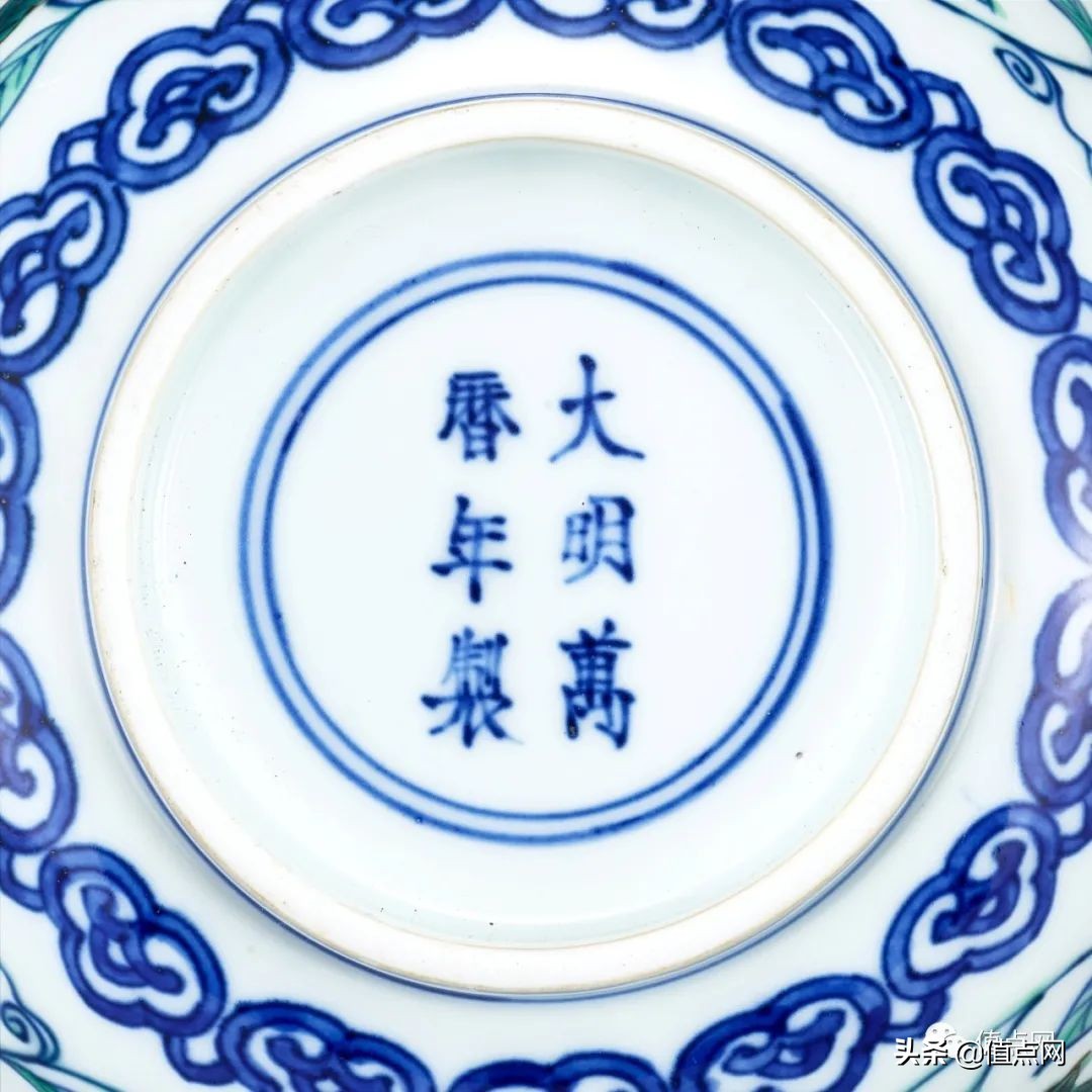 2019苏富比拍卖乾隆珐琅彩瓶,大清乾隆珐琅彩拍卖成交记录