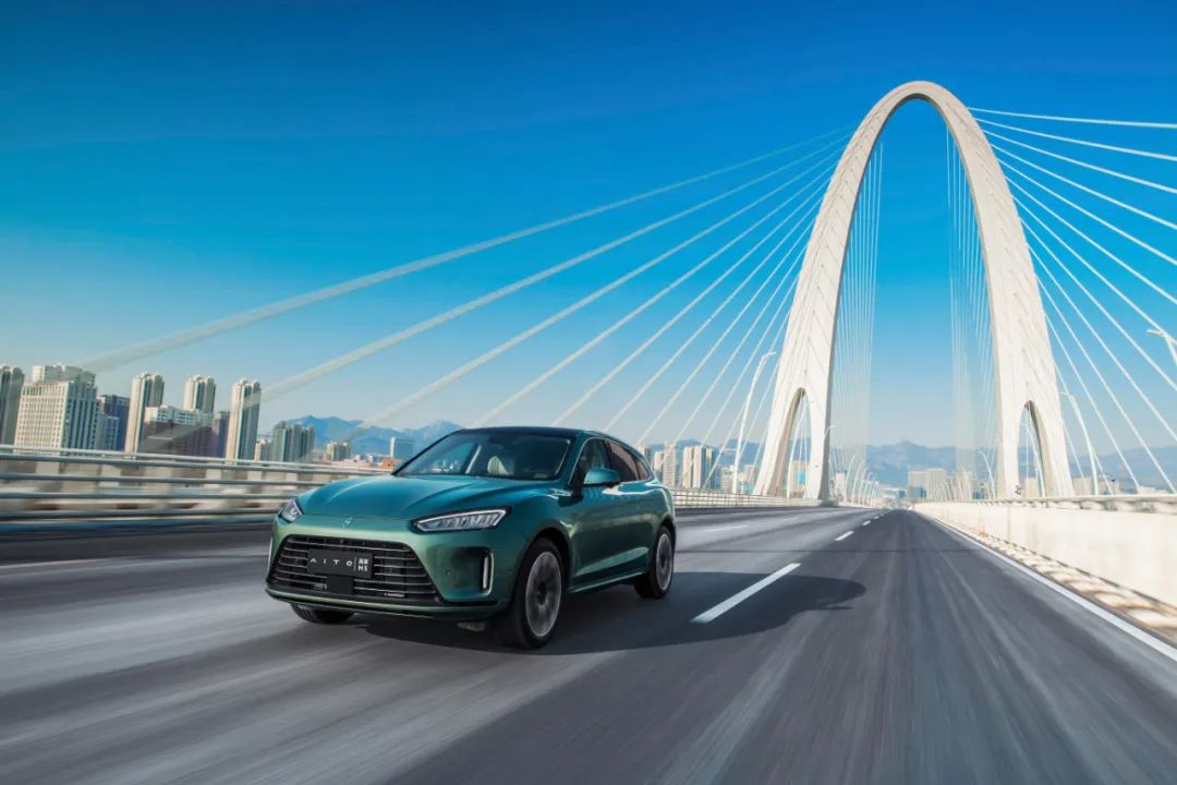 打破续航焦虑解读2024年款,问界m5model3焕新版