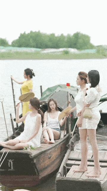 丝袜上可以纹身吗,女生纹身还能穿丝袜吗