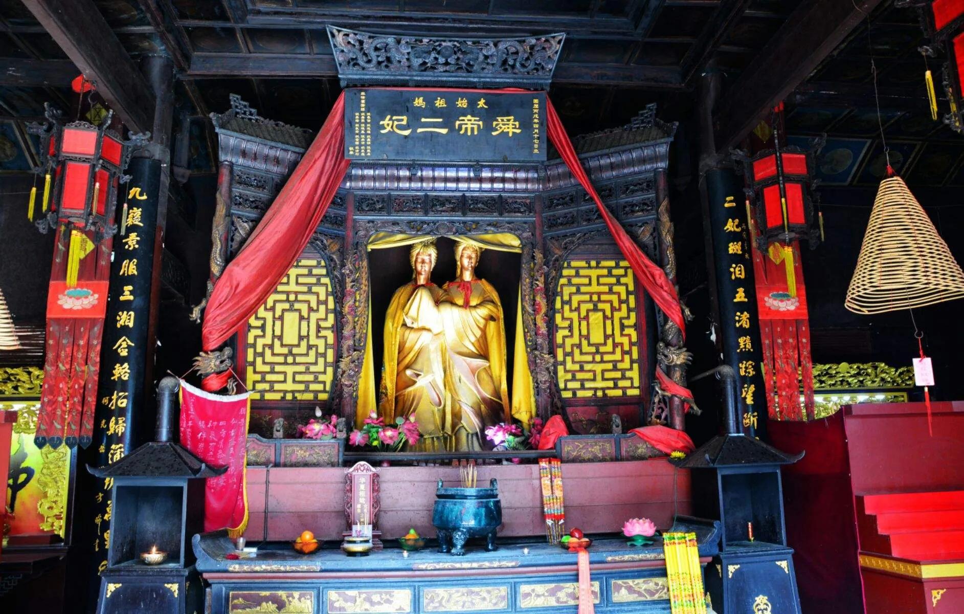 湖南岳阳君山岛上有个歌颂爱情圣地——湘妃祠号称“江南第一祠”