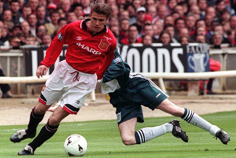 贝克汉姆和维多利亚的婚姻再亮红灯？起底贝克汉姆夫妇的婚恋内幕