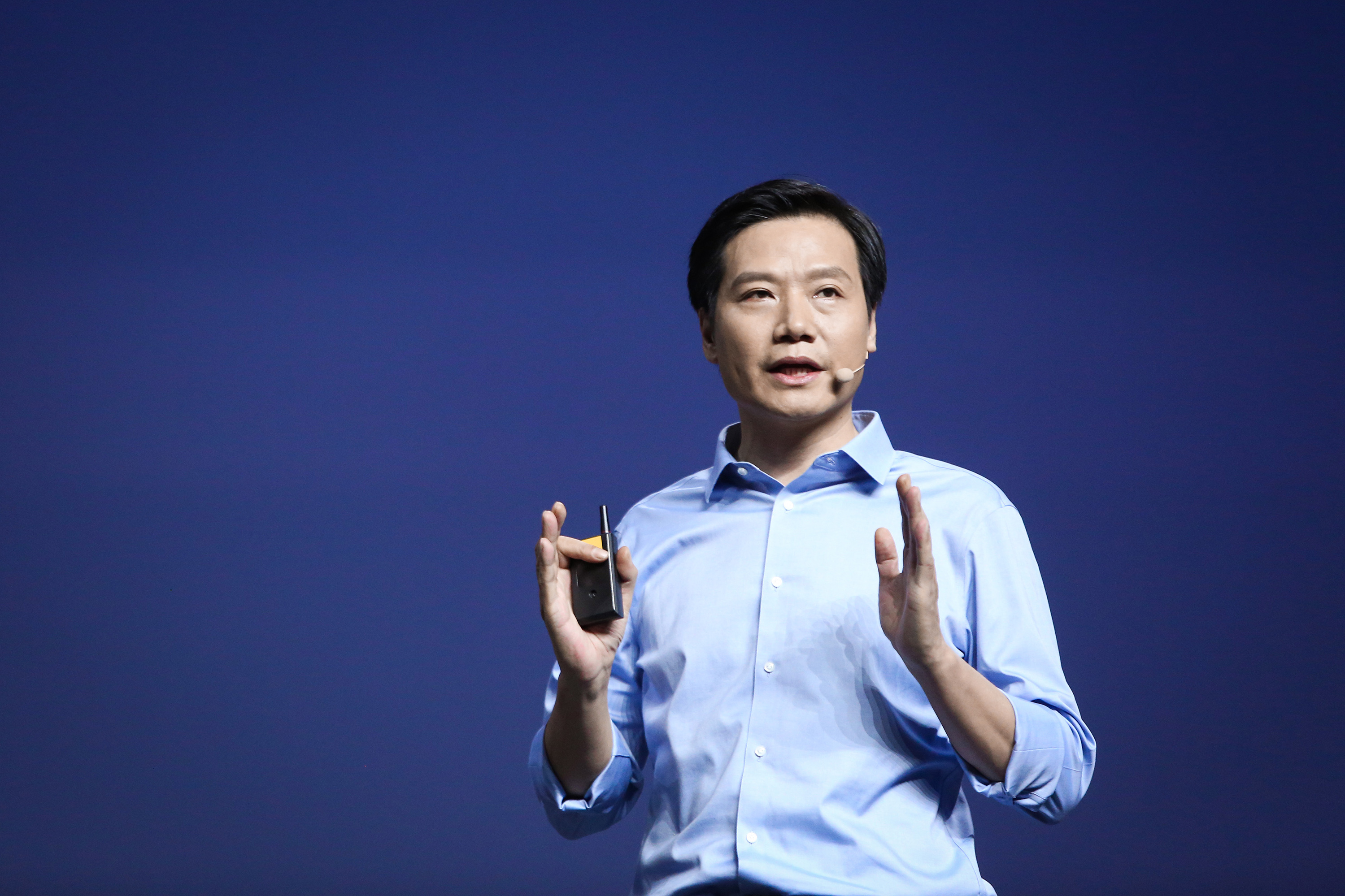 小米13售价2999值得买吗,小米13到底值不值得买