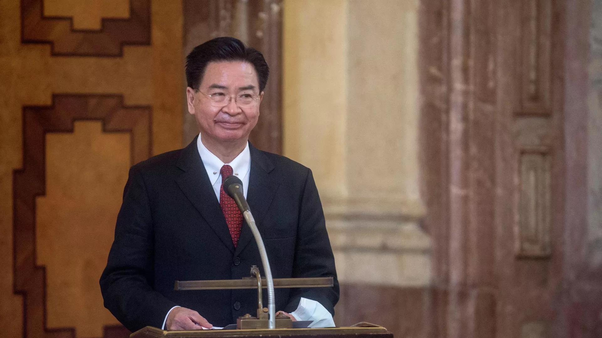 解放军军机巡航台海最新消息,解放军军机七次巡航台海