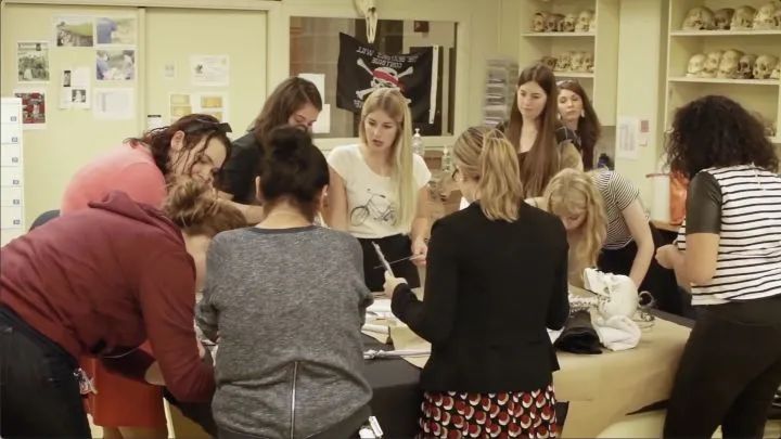 印度的人骨交易黑市,比缅甸北部还要凶残的国家