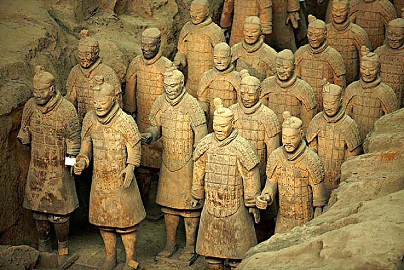 兵马俑中神秘的一张脸,兵马俑中最诡异的一张脸图片