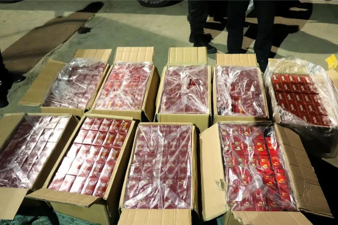 经侦支队抓党建工作,经侦公安民警立足岗位履职尽责