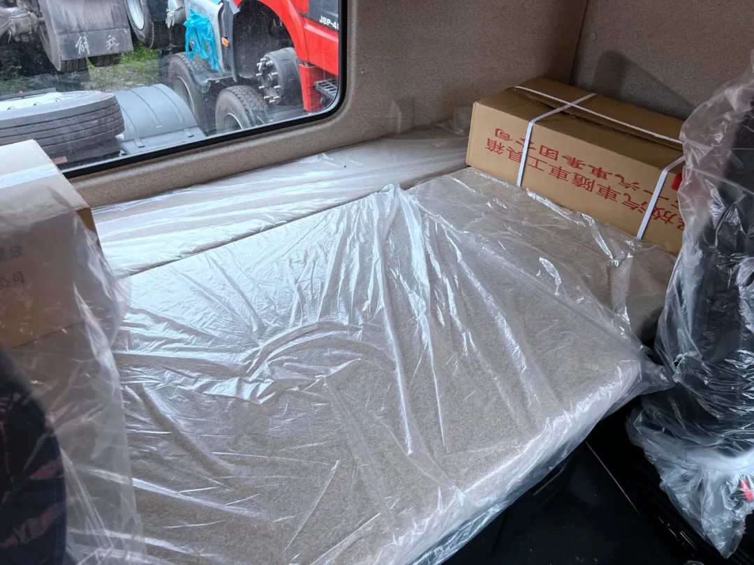 解放重卡j6最新车型前四后八,解放重卡j6v