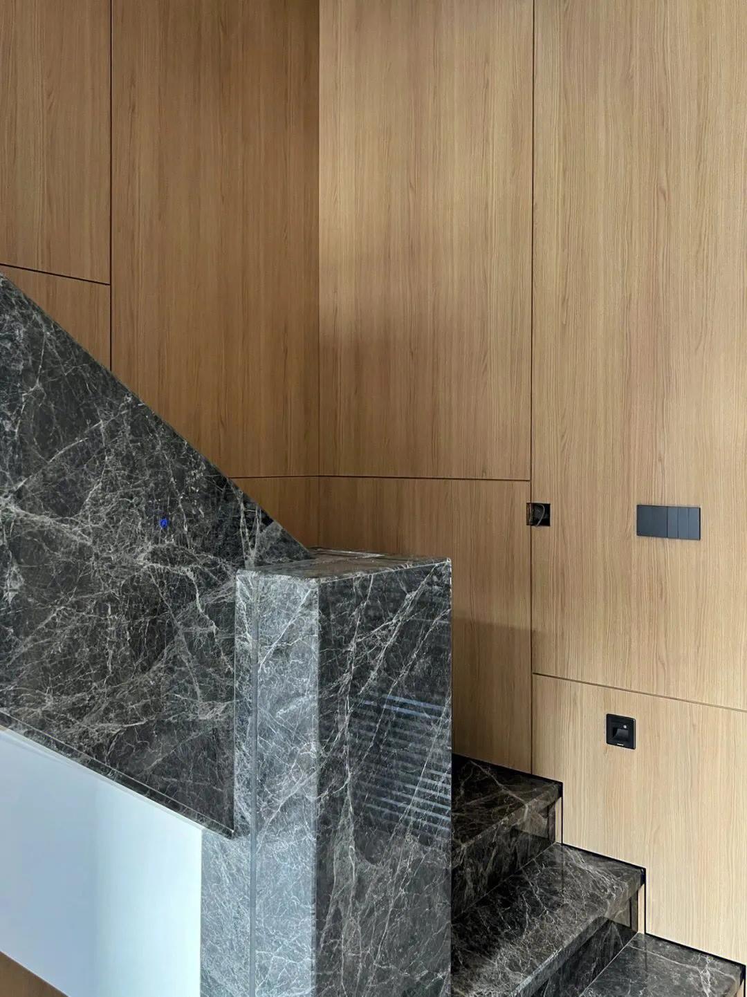 30平米木饰面门店装修效果图,2021木饰面板装修效果图