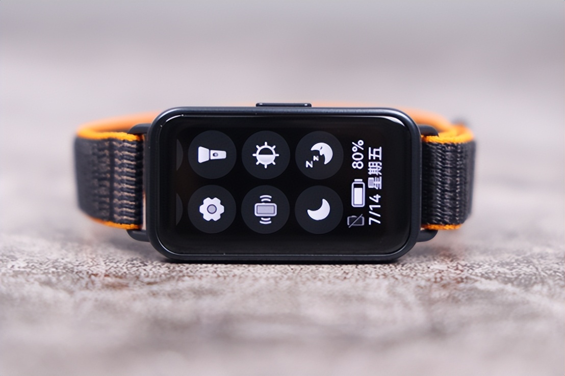 华为续航高的手环,续航华为手环