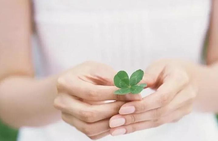 21岁女子确诊宫颈癌痛哭自责,23岁女子外阴癌前病变