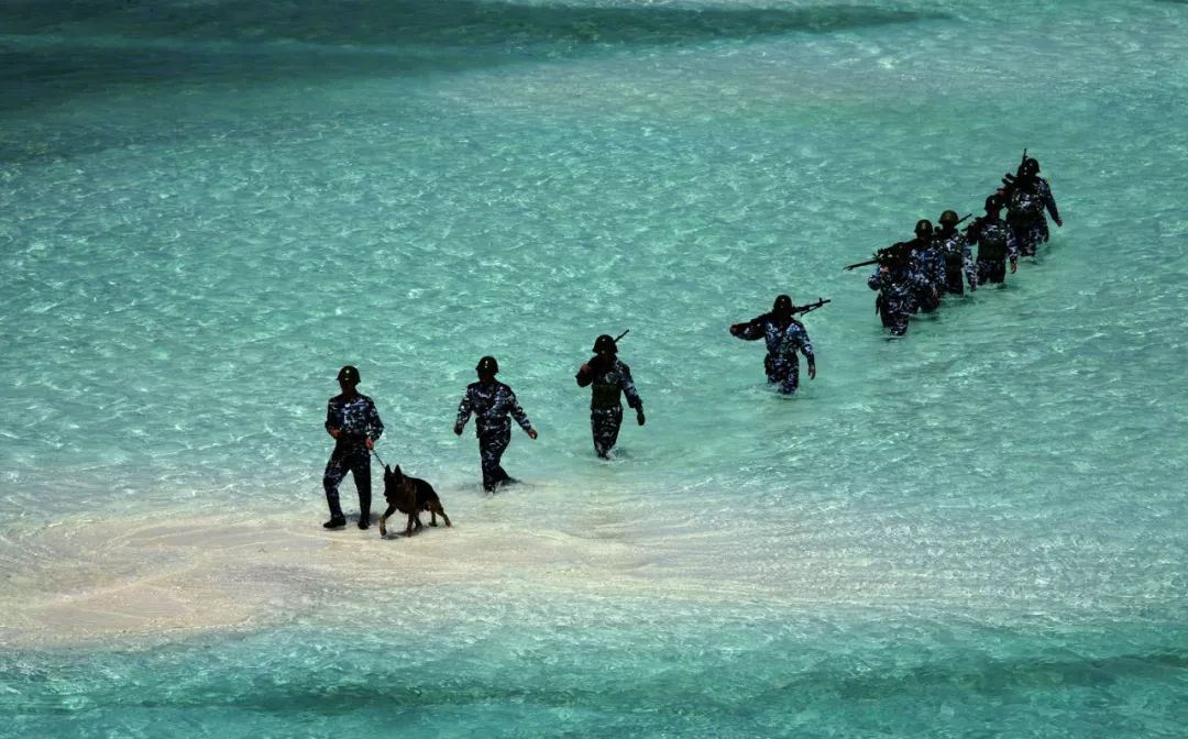 中建岛离越南最近的岛,中建岛与越南的位置