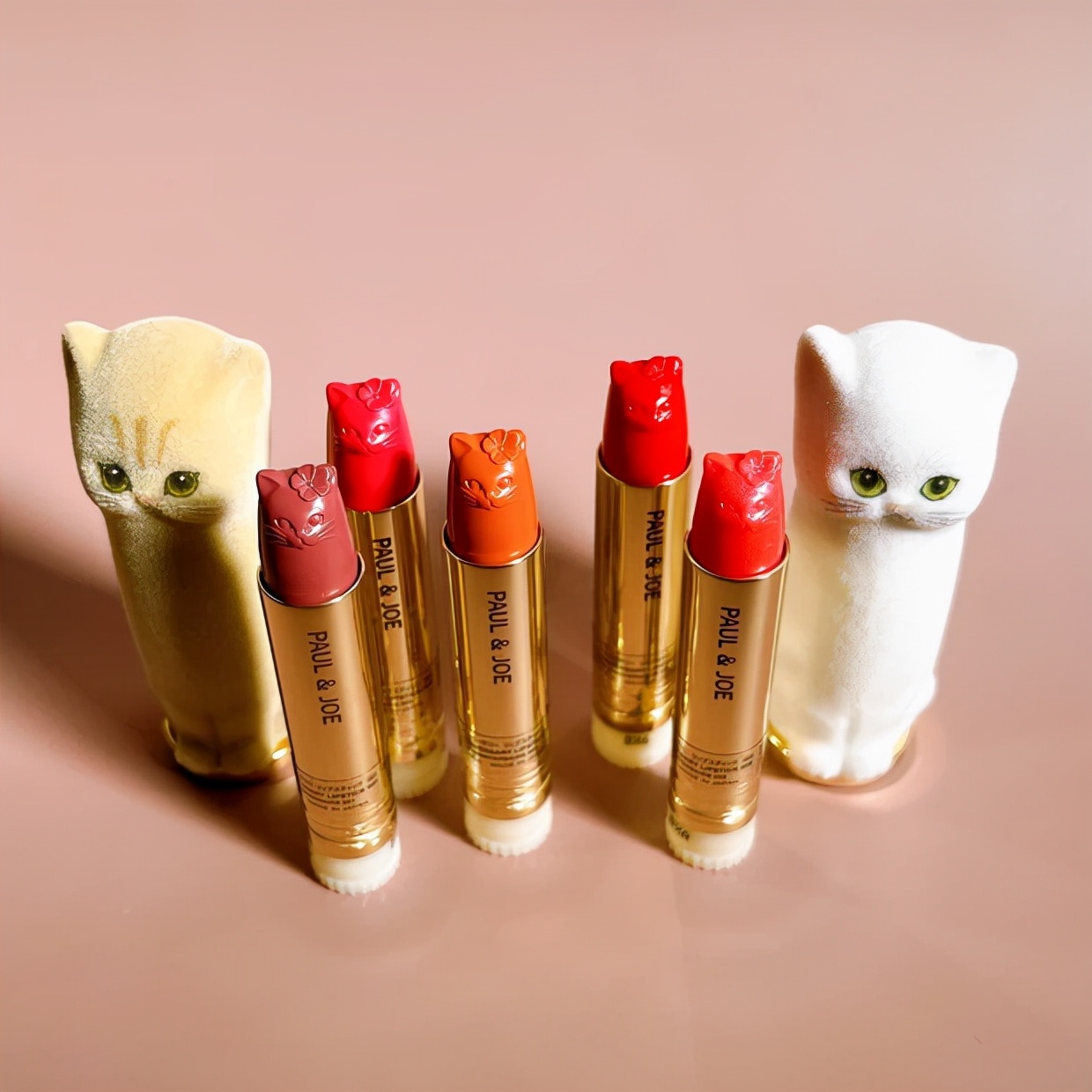 资生堂复古正红色口红,资生堂口红173试色