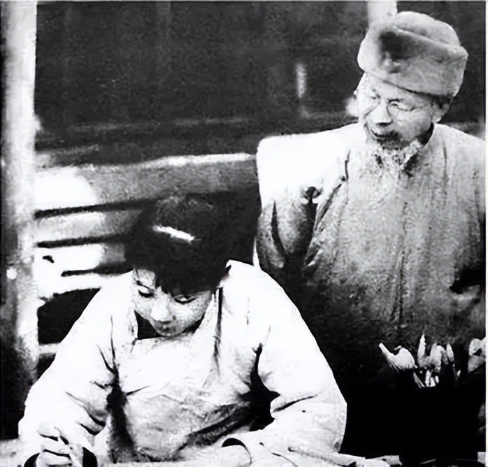 搞艺术的男人性格,搞艺术的人多情