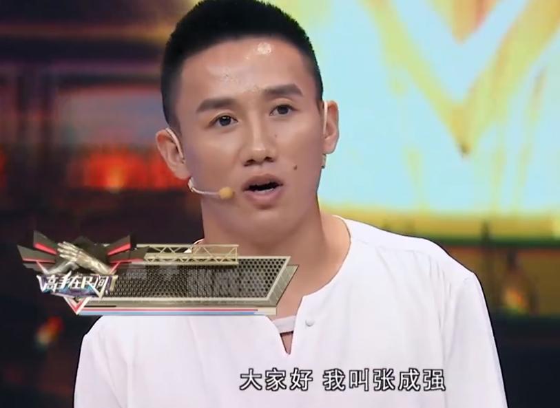 “蜻蜓水上漂”轻功重出江湖了？重庆小伙吸粉百万，老外又懵了