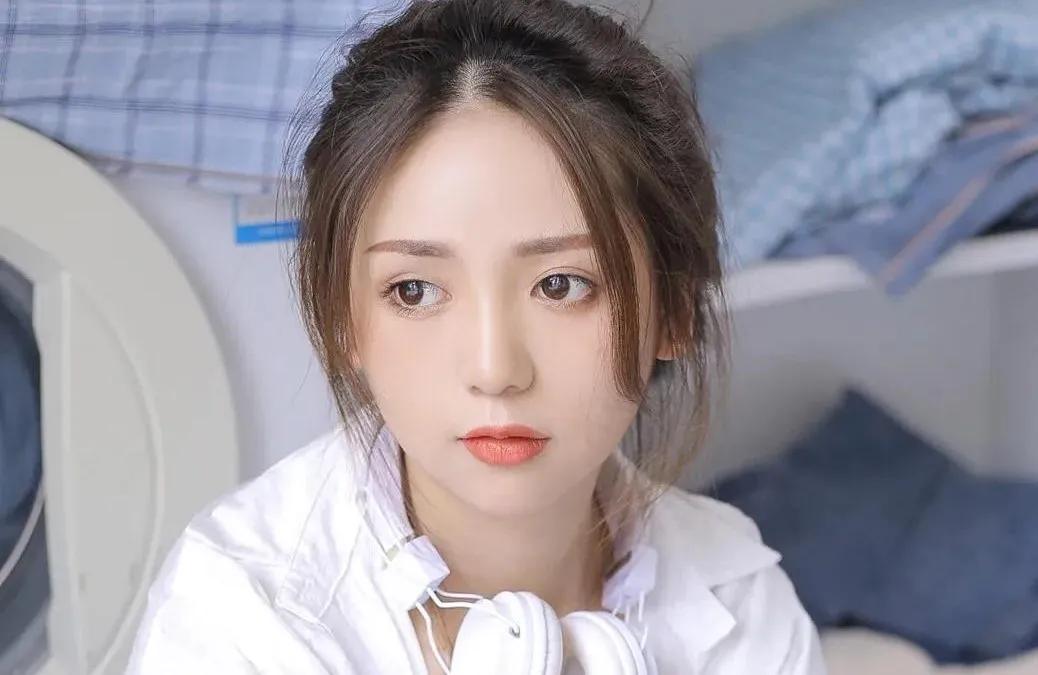 追女生最忌讳的是天天联系,追女生最忌讳的就是天天联系