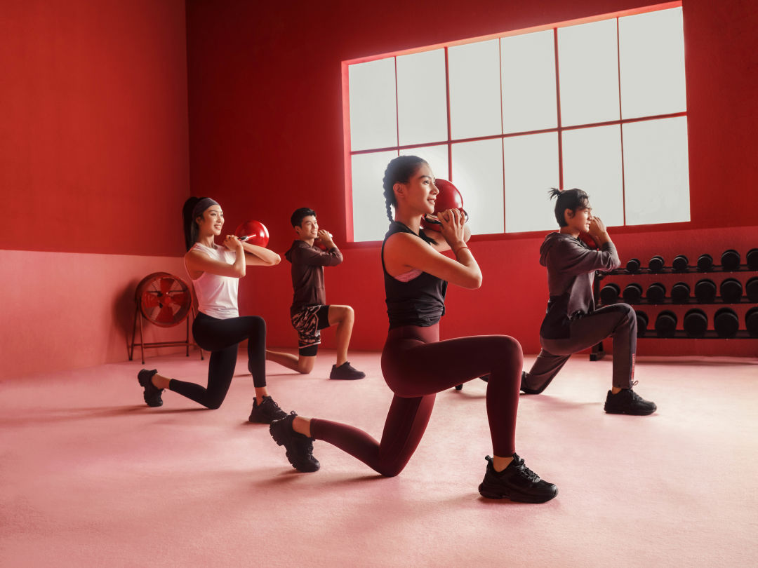 连续携手lululemon,这一次何姿和你一起“愉加”