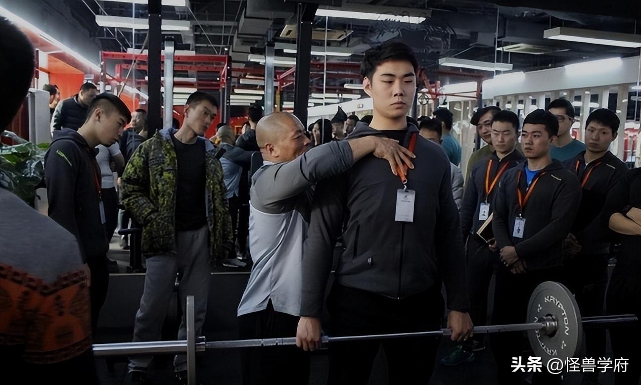 健身房丑闻事件,揭秘健身房那些鲜为人知的事件