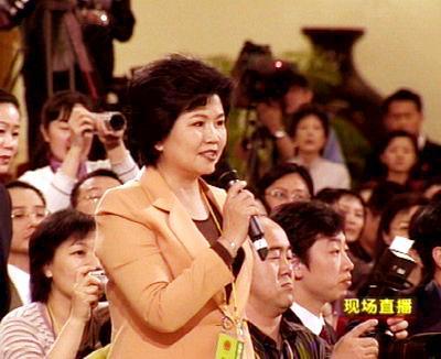 事实证明,央视没选错人,新闻主持邢质斌可以不要名和利