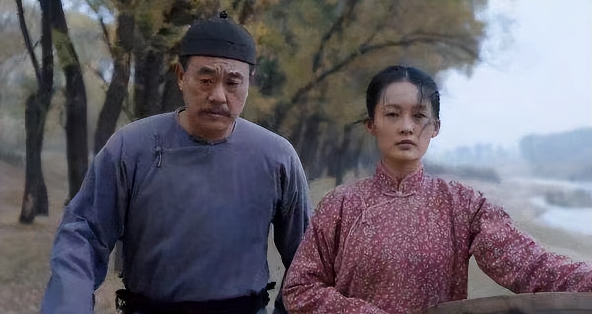 白鹿原:白孝文与田小娥的纠缠，堕落根源在于奶奶的“夜夜阻止”