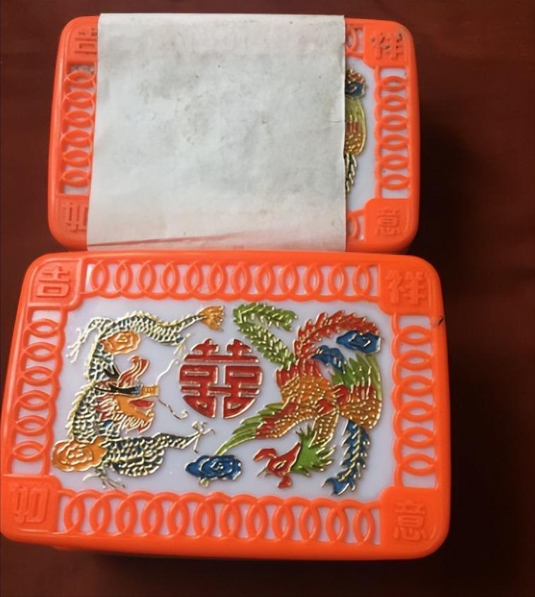 40年前供销社卖过的20个生活用品,七八十年代供销社卖的日用商品