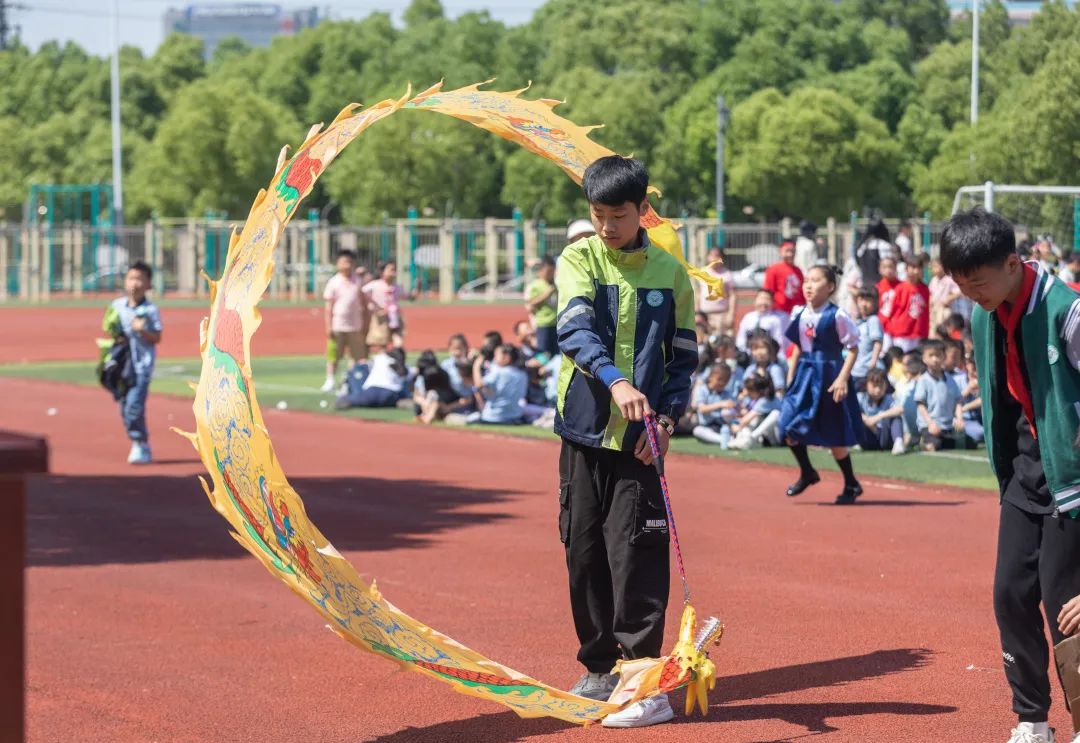 穿汉服的六年级学生舞蹈,穿汉服的舞蹈小学生
