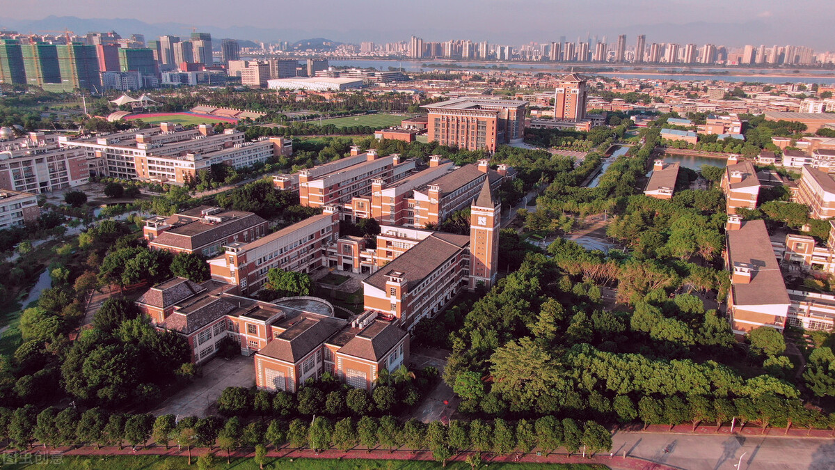 福建师范大学有哪些好专业，多少分考得上，为什么没能上双一流