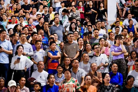 村超打了谁的脸,村超打脸足协