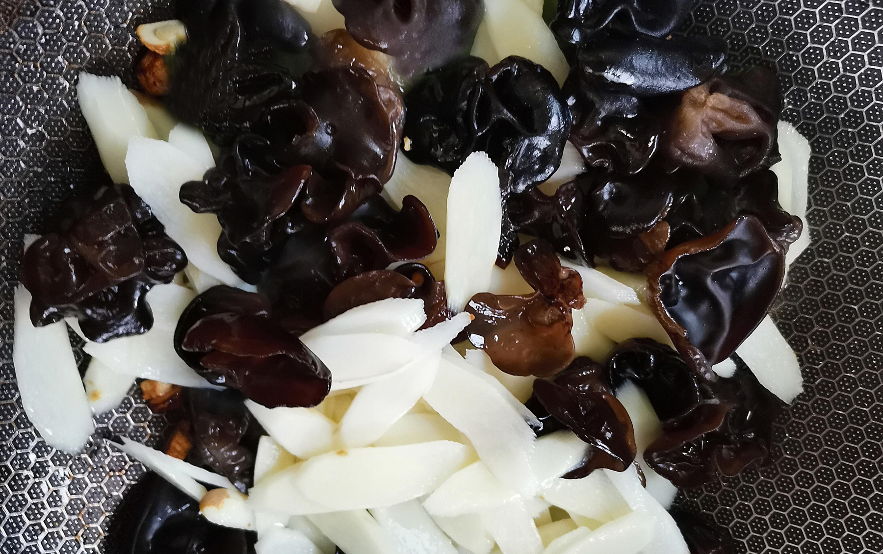 长期脱发改善脱发的最佳食物,预防脱发头发稀疏的食物和方法