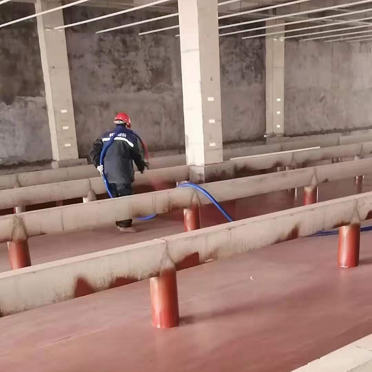 聚脲喷涂机喷涂聚脲,聚脲喷涂机器设备小型