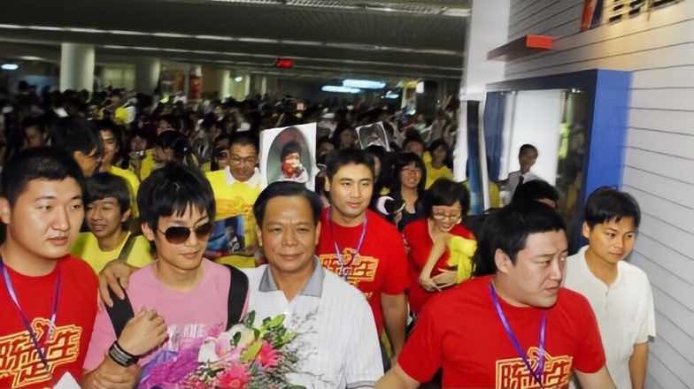 快男华晨宇怎么夺冠的,华晨宇哪届快男前二十排名