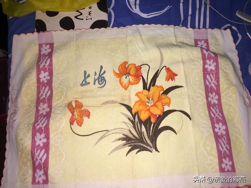 七八十年代供销社里的打酱油、雪花膏、搪瓷缸子，全是当年的味道