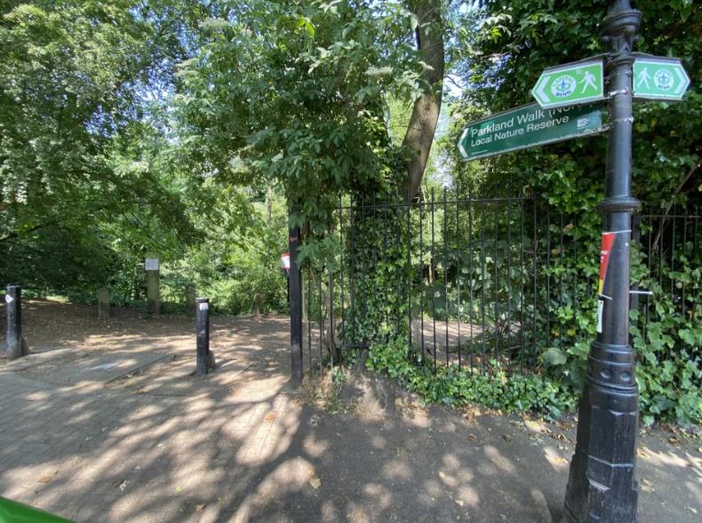 被当地政府指控“偷了”自家花园？他无奈告上法庭，赢得3万英镑