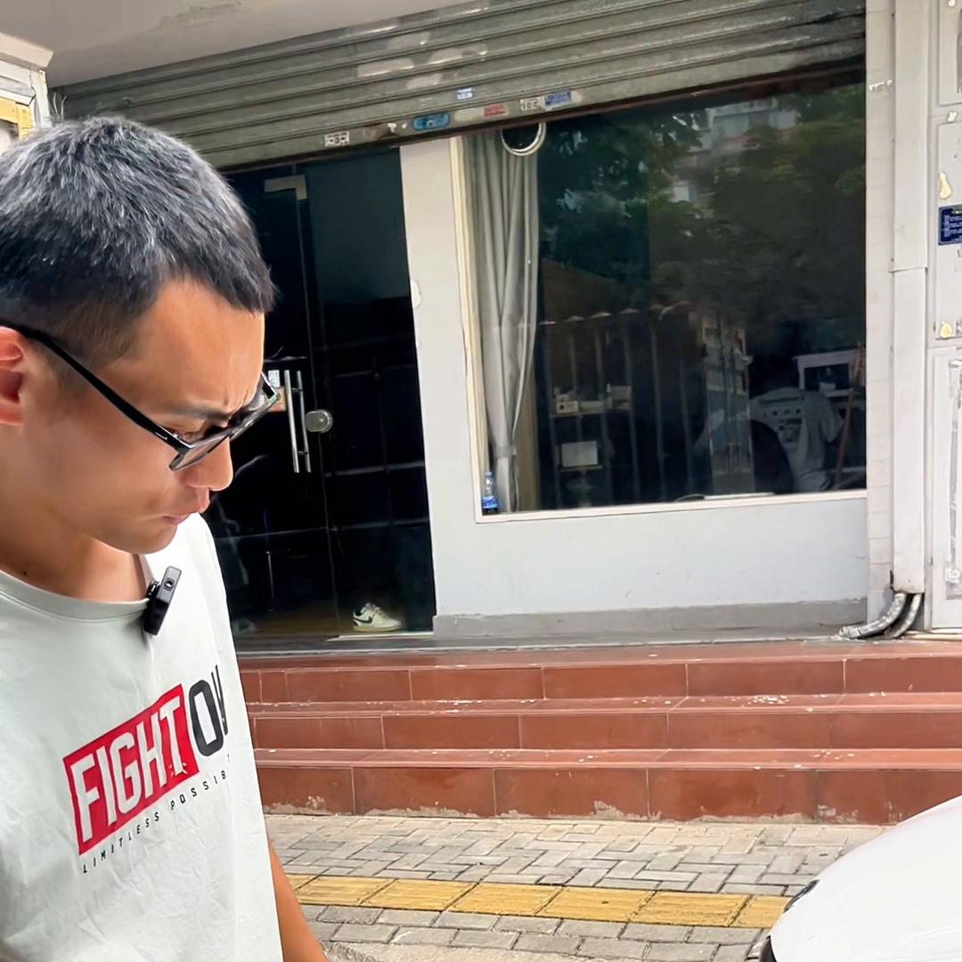 起亚自动挡最便宜省油家用车二手,12款手动挡起亚k2能卖多少钱