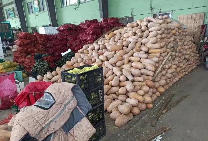 疫情封控不方便买菜怎么办,疫情严重农民卖菜难吗