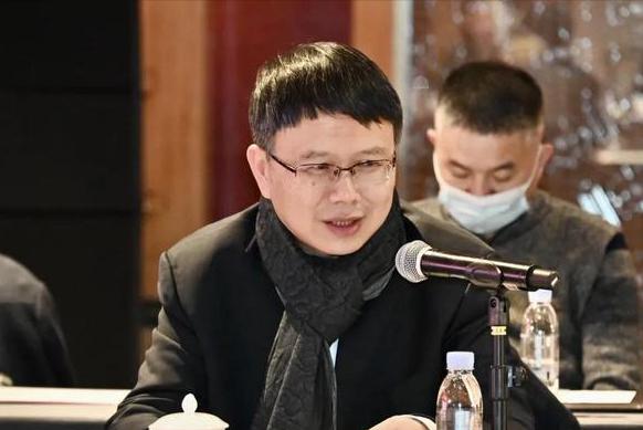 董某雇佣谢某，连着3天凌晨蓄意下单，让某南京店铺损失近15万