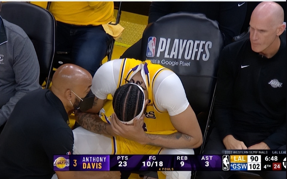 浓眉被卢尼犯规,卢尼肘击浓眉会被追加停赛吗