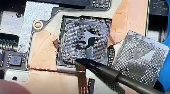 小米11pro突然死机开不开机,小米11突然不开机出英文