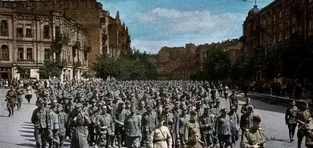 法国和德国谁才是欧盟老大,为什么德国和法国是宿敌