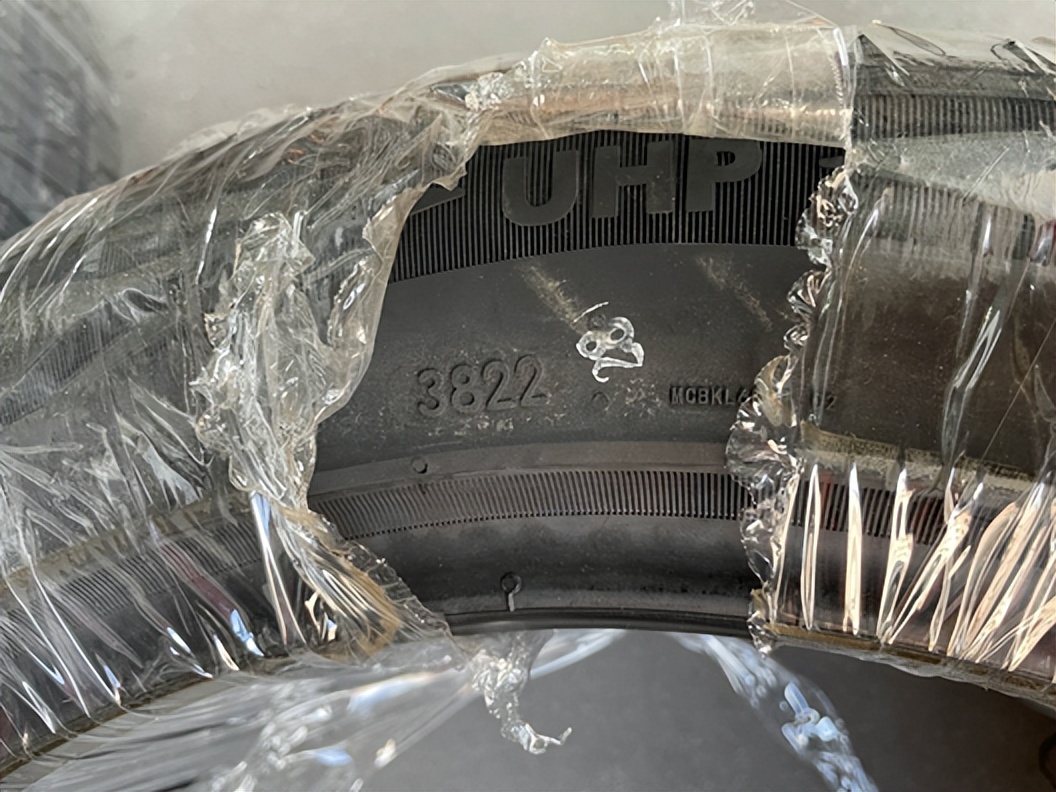 姣斾簹杩Е涓庢柉宸撮瞾,姣斾簹杩Еplus鍗囩骇杞瘋