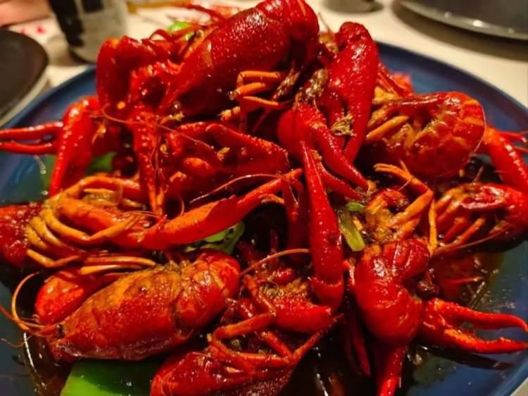 小龙虾卖得最火爆的地方,新市小龙虾排行榜