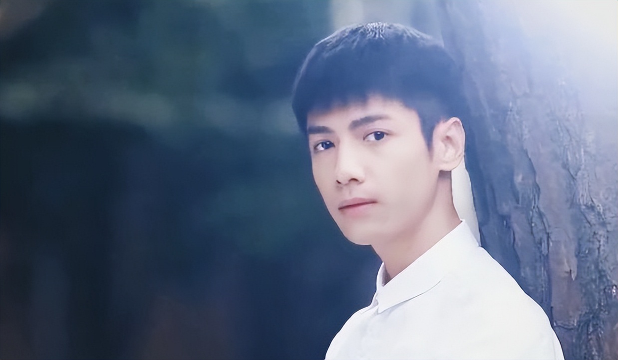 娱乐圈男星实际瘦得吓人,矫揉造作和娇柔做作