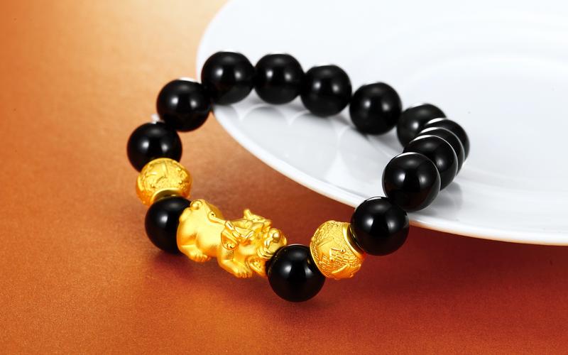 黄金首饰和金首饰哪个贵,白金首饰属于黄金吗