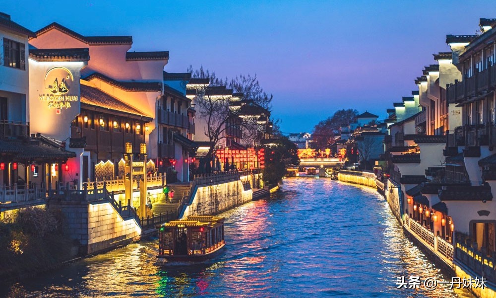 南京特产适合带回家的吃的,去南京旅游有什么特产值得带回