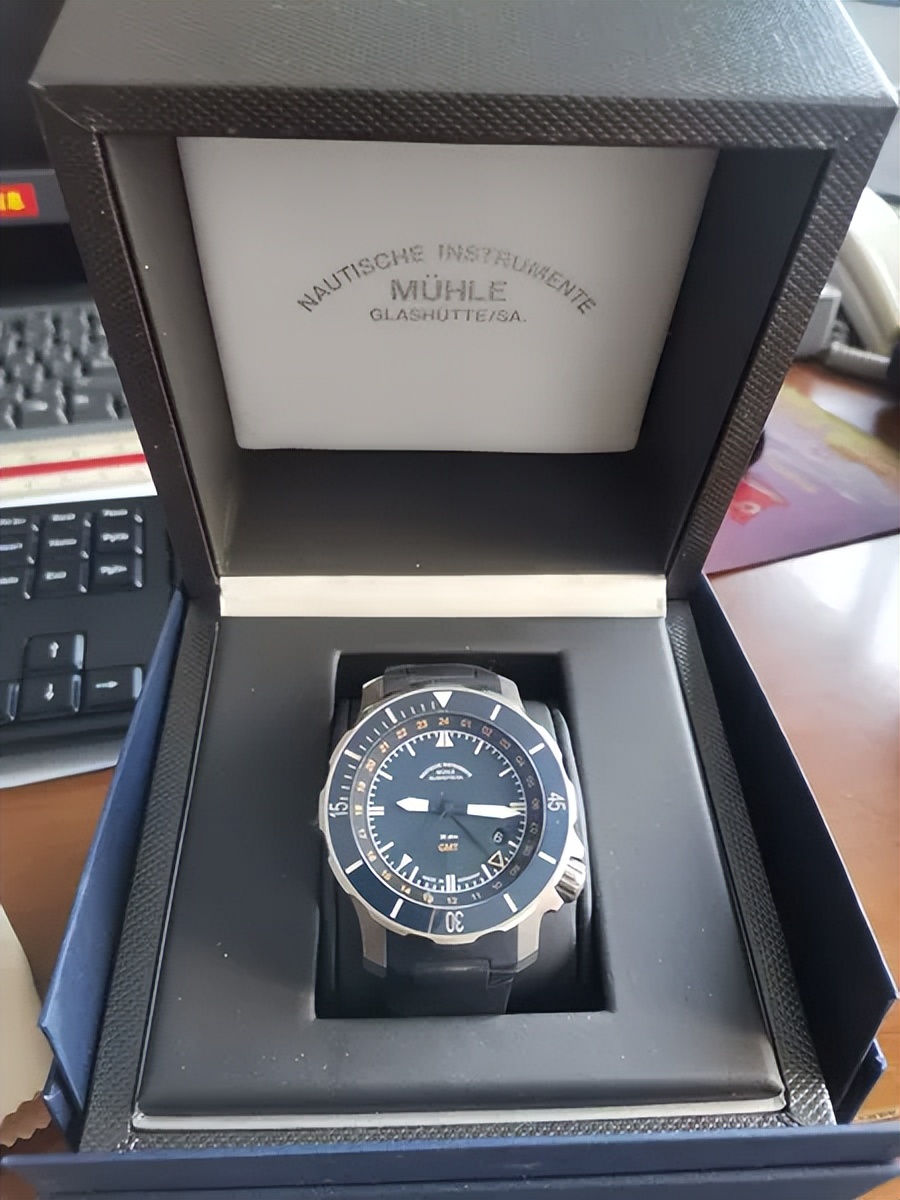 格拉苏蒂莫勒手表怎么查真假,格拉苏蒂莫勒表是什么档次