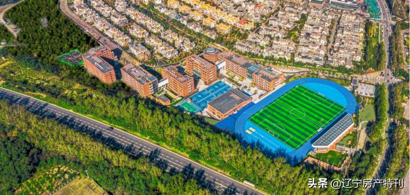 斥资5亿的学校是什么模样？现在就带你一探究竟